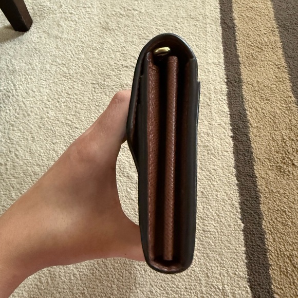 Louis Vuitton Sarah Wallet - Picture 8 of 9